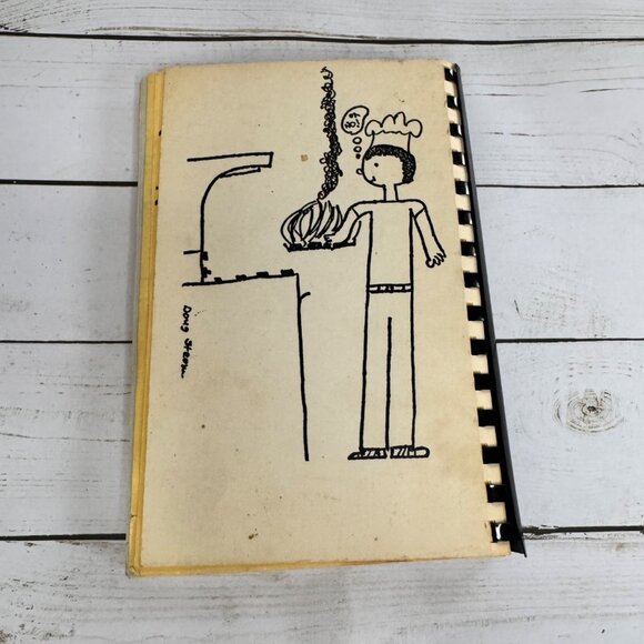 Walker Elementary School Cookbook West Allis WI Community Recipes Vtg Spiral - Picture 2 of 9